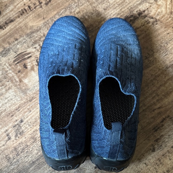 Women’s Blue Slip-On walking shoes - Picture 2 of 5